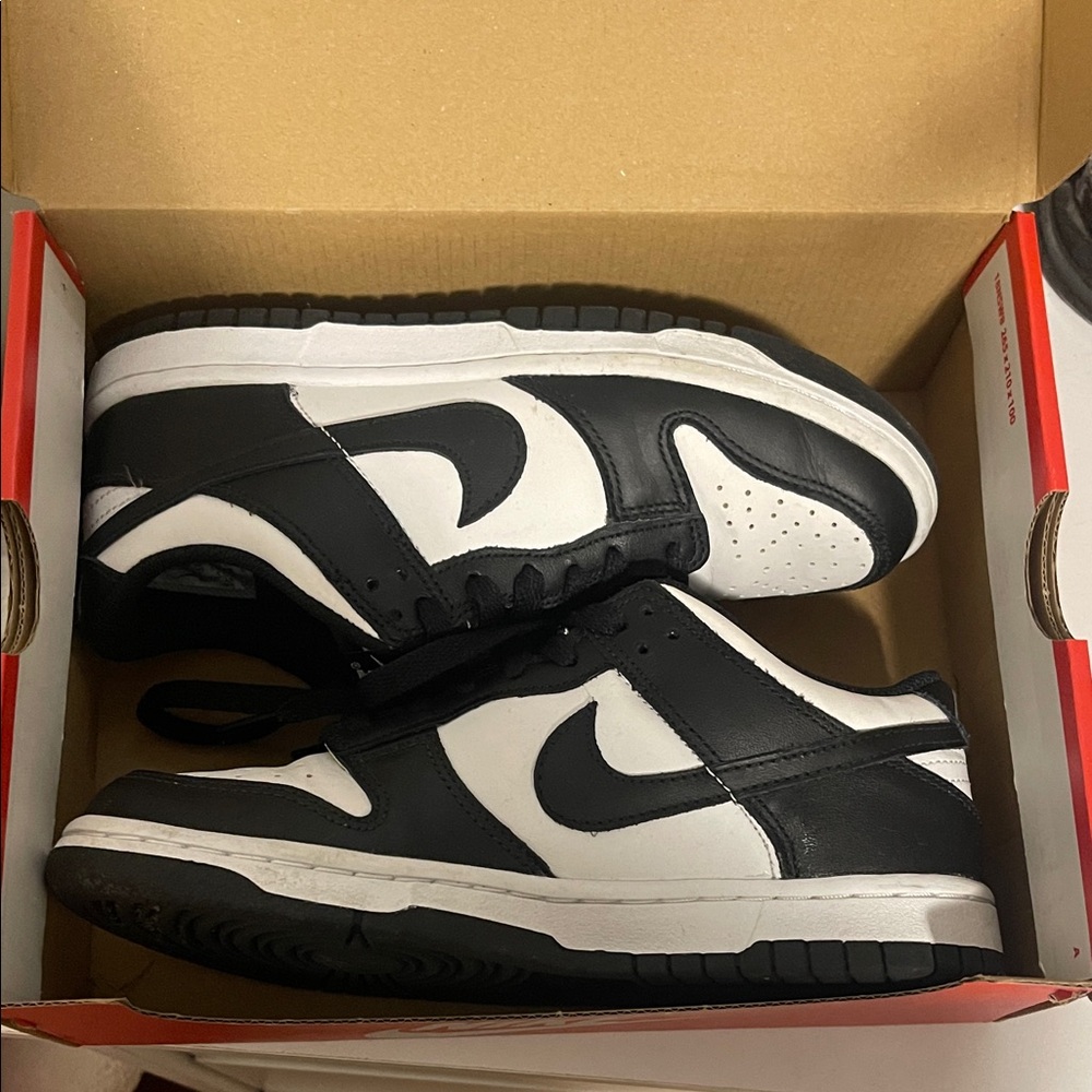 Nike Black and White Athletic Shoes